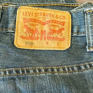 Levi Strauss Co. Jeans. W-48 L29